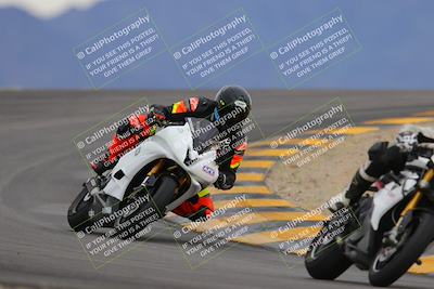 media/Jan-14-2023-SoCal Trackdays (Sat) [[497694156f]]/Turn 12 (120pm)/